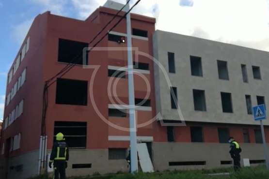 Nuevo incendio en el edificio de okupas en La Pardilla-Telde/TA.